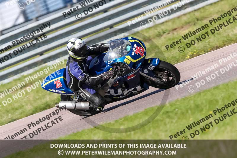 Rockingham no limits trackday;enduro digital images;event digital images;eventdigitalimages;no limits trackdays;peter wileman photography;racing digital images;rockingham raceway northamptonshire;rockingham trackday photographs;trackday digital images;trackday photos